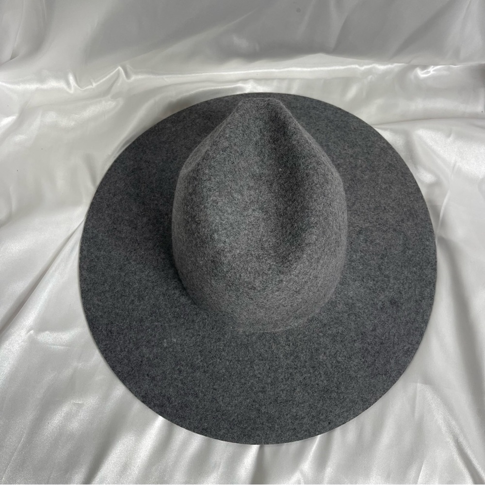 NWOT Women’s Gigi PIP Scottie Hat in Grey 100% Wool Size 55/XS - Picture 10 of 13